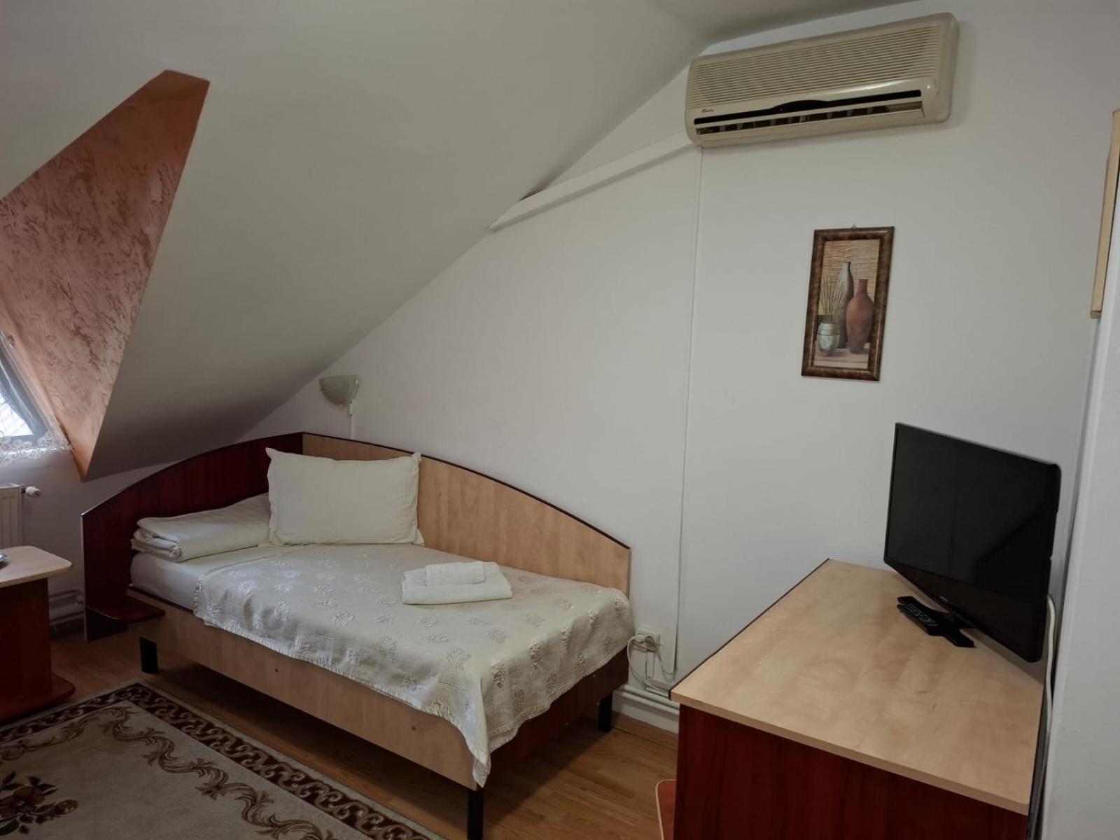 Casa Boiereasca Hotel Iasi Eksteriør billede